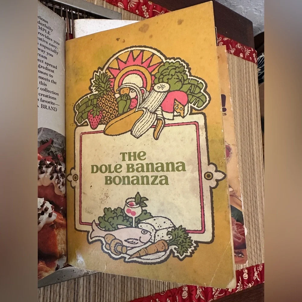 Betty Crocker Creative Recipe Binder Bisquick 13 Books Jesse Jones Box Corp RARE